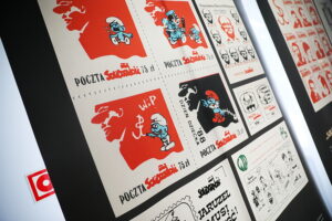 08.09.2025. Kielce. Wojewódzka Biblioteka Publiczna. Wernisaż wystawy: PRZEMILCZANE HISTORIE na znaczkach Poczty Podziemnej z lat osiemdziesiątych XX wieku / Fot. Wiktor Taszłow - Radio Kielce