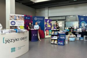 26.09.2025. Kielce. Ck Technik. Konferencja „Dwujęzyczność w szkole – szansa czy wyzwanie?” / Fot. Marcin Marszałek - Radio Kielce