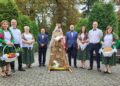 Końskie. Wieniec dożynkowy, który wykonały mieszkanki Starego Kazanowa / Fot. Wioletta Patynowska