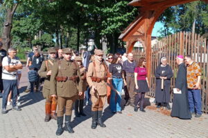 Szli przypominając zamordowanych  - Radio Kielce