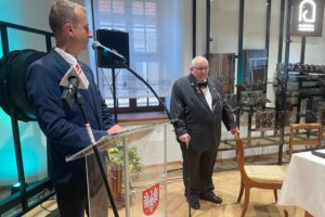 27.09.2025. Sandomierz. 50-lecie pracy twórczej Andrzeja Sarwy / Fot. Grażyna Szlęzak-Wójcik - Radio Kielce