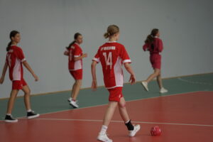24.09.2025. Kielce. Świętokrzyska Liga Szkół Podstawowych w piłce ręcznej dziewcząt kl. 8 i młodszych / Fot. Adrian Karwat - Radio Kielce