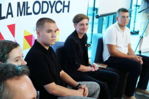 01.09.2025. Kielce. Poczytalnia na dVoRcu. Spotkanie prasowe połączone z prezentacją raportu „Młodzi w Kielcach 2025” / Fot. Jarosław Kubalski - Radio Kielce