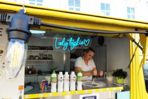 Food-trucki opanowały Sienkiewkę - Radio Kielce