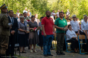 Biało-czerwona pamięć w środku lasu - Radio Kielce