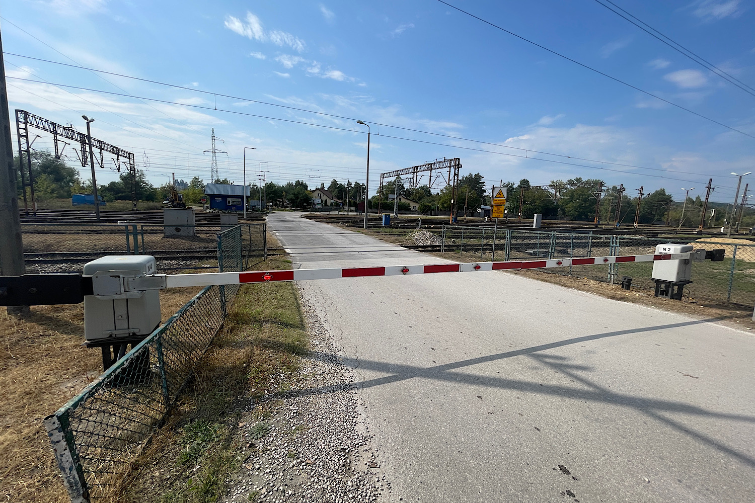8.09.2025. Trzcianki. Przejazd kolejowo-drogowy / Fot. Wiktor Taszłow – Radio Kielce 8.09.2025. Trzcianki. Przejazd kolejowo-drogowy / Fot. Wiktor Taszłow – Radio Kielce