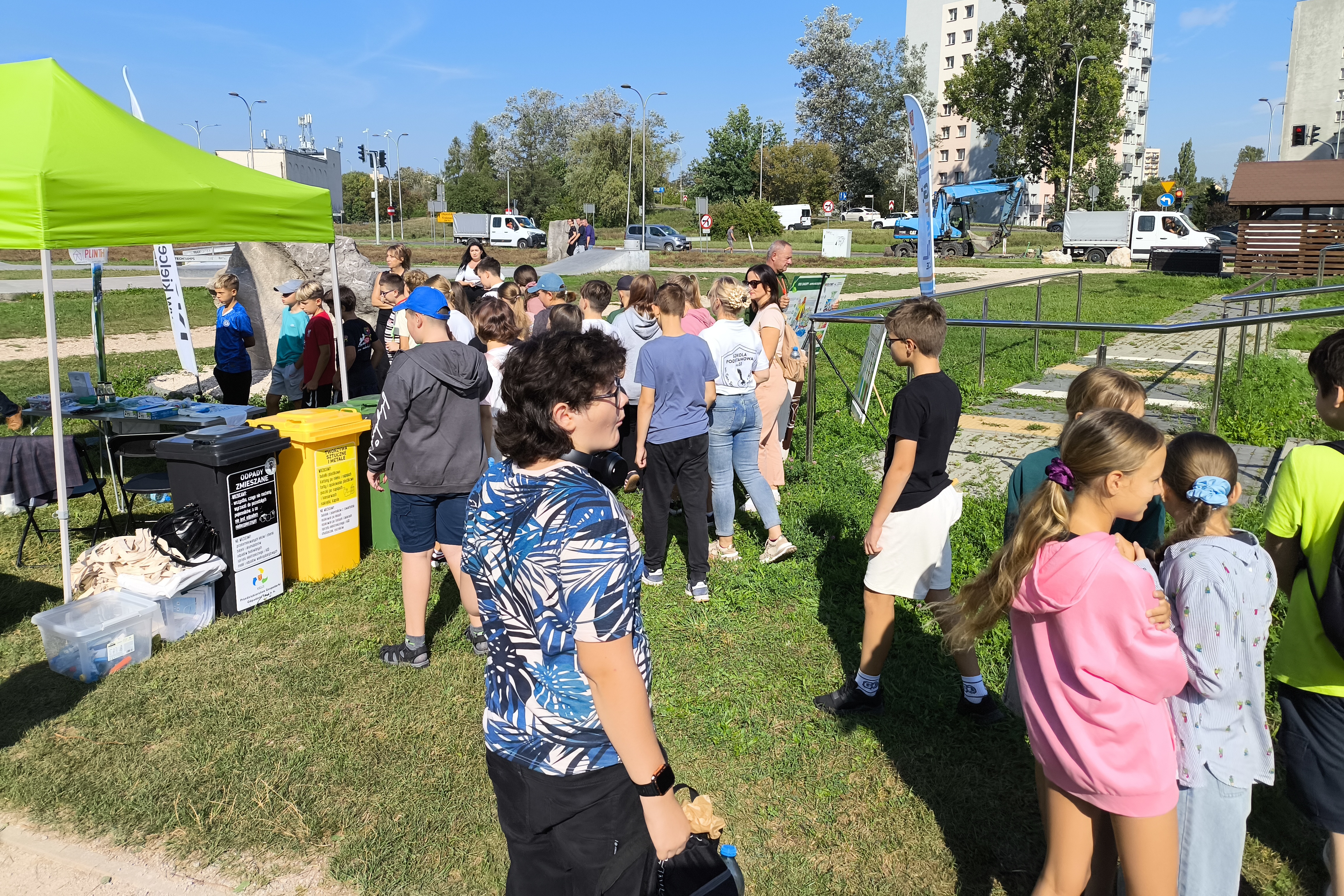 Uczniowie wspólnie posprzątali Kadzielnię