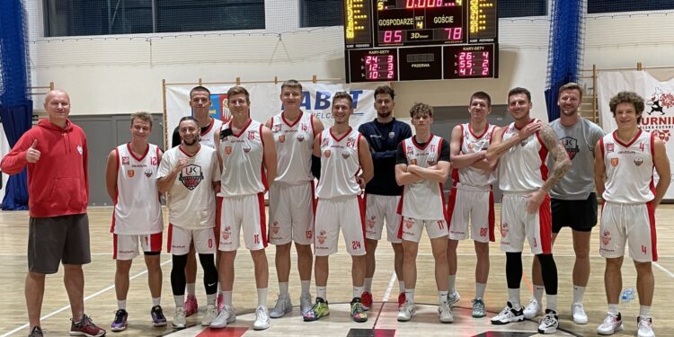 Wygrana UJK na początek turnieju „Kielce Cup”
