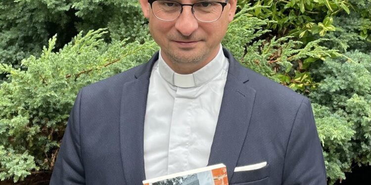 Kolejny kryminał wyszedł spod ręki księdza z kurii w Sandomierzu