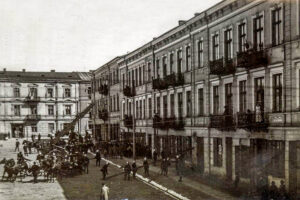 Kielce. Plac Wolności. Lata 1914-1918 / źródło: facebook.com/KielceNaPrzestrzeniLat