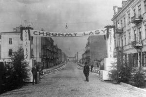 Kielce. Ulica Sienkiewicza. Lata 1933-1939 / źródło: fotopolska.eu
