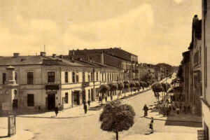 Kielce. Ulica Sienkiewicza. Lata 1950-1960 / źródło: fotopolska.eu