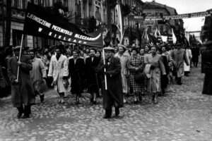 Kielce. Ulica Sienkiewicza. Lata 1956-1958 / źródło: fotopolska.eu