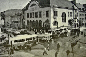 Kielce. Ulica Sienkiewicza. Lata 1965-1969 / źródło: książka „Kielce w Polsce Ludowej”; fotopolska.eu