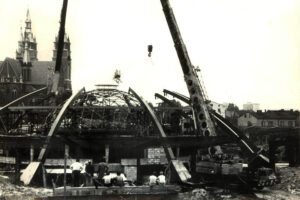 Kielce. Ulica Czarnowska. Lata 1975-1979. Budowa dworca PKS / źródło: facebook.com/kieleckieinwestycje