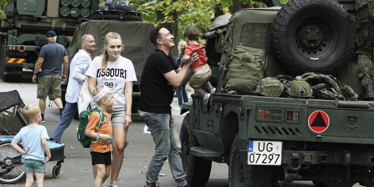 02.09.2025 Kielce. Piknik wojskowy / Fot. Jarosław Kubalski - Radio Kielce