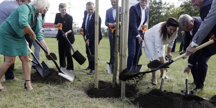 Kielce i sąsiadujące samorządy świętują rocznicę nawiązania współpracy
