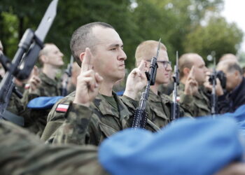 Bogucki: należy „odwiesić” zasadniczą służbę wojskową - Radio Kielce Bogucki: należy „odwiesić” zasadniczą służbę wojskową