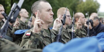 Bogucki: należy „odwiesić” zasadniczą służbę wojskową