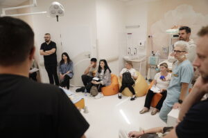 Przyszli rodzice mogli zwiedzić blok porodowy - Radio Kielce