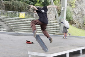 Zamiast skateparku pokazy i triki na scenie amfiteatru - Radio Kielce