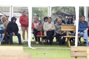 W Tokarni śpiewano i opowiadano o kulturze ludowej - Radio Kielce