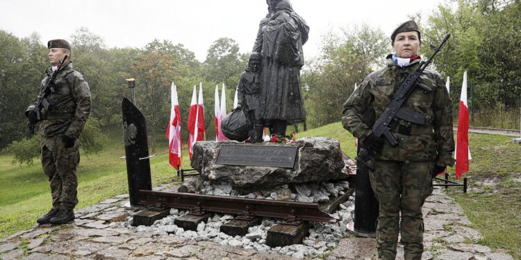 To był cios zadany w plecy. 86. lat temu ZSRR zaatakował Polskę
