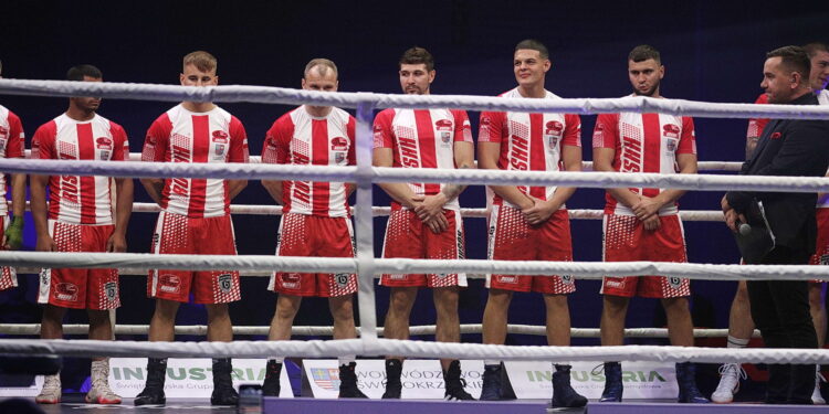 20.09.2025. Kielce. MEcz bokserski WKB Rushh Kielce - Pomorzanin Boxing Team Toruń Fot. Jarosław Kubalski - Radio Kielce