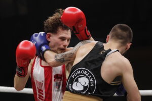 20.09.2025. Kielce. MEcz bokserski WKB Rushh Kielce - Pomorzanin Boxing Team Toruń Fot. Jarosław Kubalski - Radio Kielce