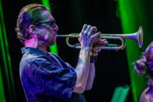 27.09.2025. 23. Memorial to Miles Targi Kielce Jazz Festiwal. Na zdjęciu: Oskar Török , Szymon Mika Quintet / Fot. Mateusz Wolski - KCK