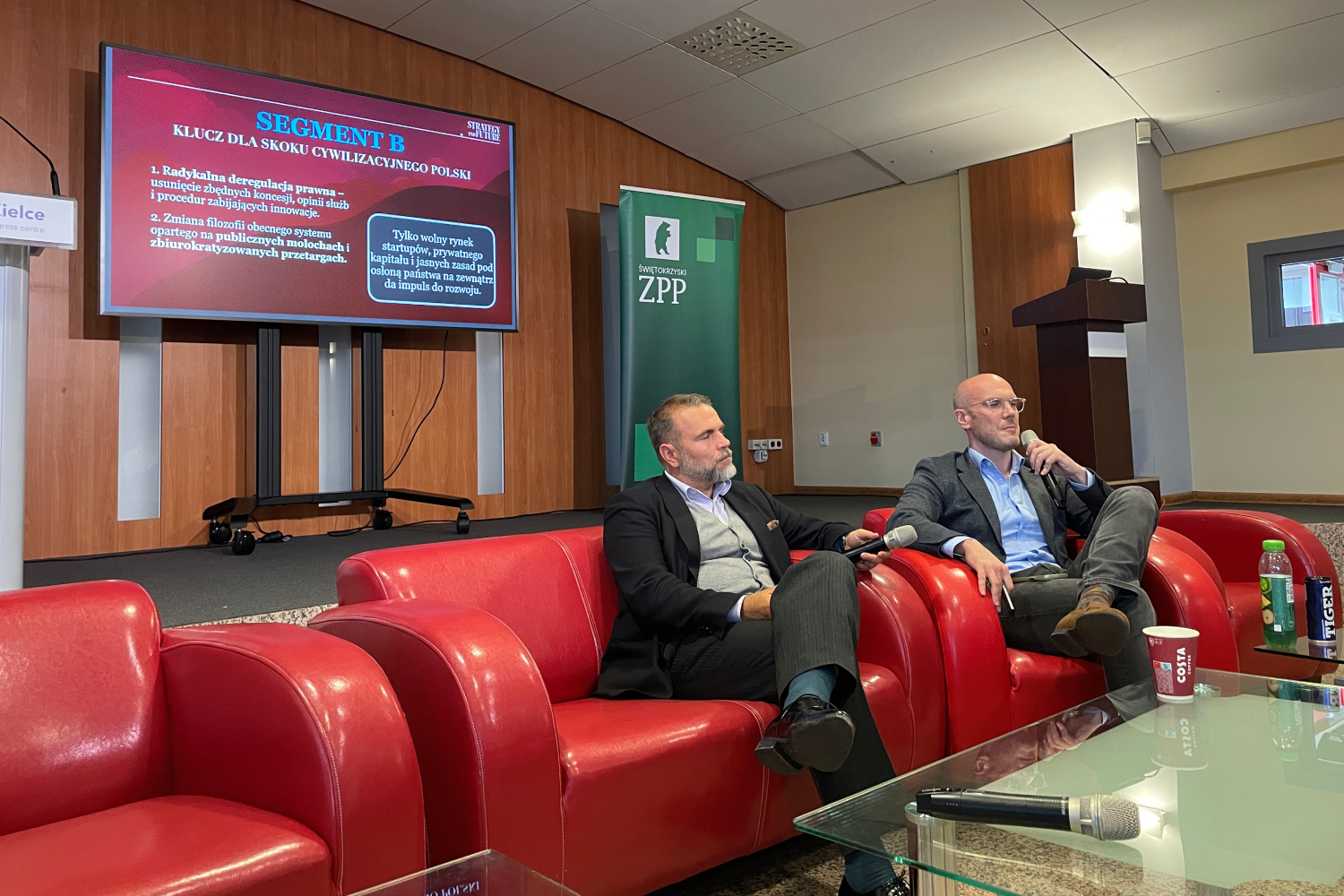 Eksperci podczas MSPO: drony są przyszłości obronności, a także źródłem innowacji - Radio Kielce 3.09.2025 Konferencja w temacie perspektyw i uwarunkowań rozwoju komercyjnego branży dronowej i Dual Use / Fot. Aleksandra Kwaśniewska - Radio Kielce