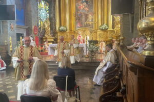 Mają żony i dzieci, a będą mogli głosić kazania i udzielać chrztów - Radio Kielce