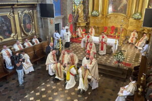 Mają żony i dzieci, a będą mogli głosić kazania i udzielać chrztów - Radio Kielce