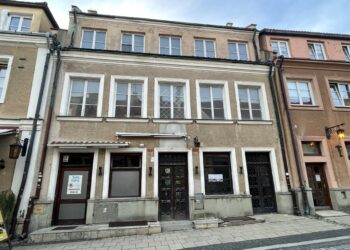 Sandomierz. Ulica Opatowska 3. Kamienica przy ulicy Opatowskiej 3 / Fot. Grażyna Szlęzak - Radio Kielce