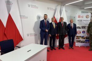 02.09.2025. Kielce. Podpisanie umowy między Ministerstwem Obrony Narodowej a Ligą Obrony Kraju / Fot. Aleksandra Kwaśniewska - Radio Kielce