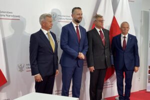 02.09.2025. Kielce. Podpisanie umowy między Ministerstwem Obrony Narodowej a Ligą Obrony Kraju / Fot. Aleksandra Kwaśniewska - Radio Kielce