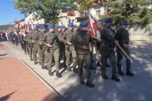 27.09.2025. Skarżysko-Kamienna. XXX Pielgrzymka Pracowników Przemysłu Zbrojeniowego i Lotniczego do Sanktuarium Ostrobramskim w Skarżysku-Kamiennej / Fot. Anna Głąb - Radio Kielce