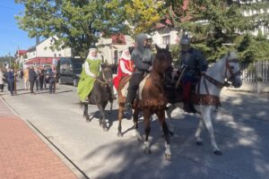 27.09.2025. Skarżysko-Kamienna. XXX Pielgrzymka Pracowników Przemysłu Zbrojeniowego i Lotniczego do Sanktuarium Ostrobramskim w Skarżysku-Kamiennej / Fot. Anna Głąb - Radio Kielce