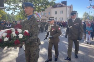 27.09.2025. Skarżysko-Kamienna. XXX Pielgrzymka Pracowników Przemysłu Zbrojeniowego i Lotniczego do Sanktuarium Ostrobramskim w Skarżysku-Kamiennej / Fot. Anna Głąb - Radio Kielce