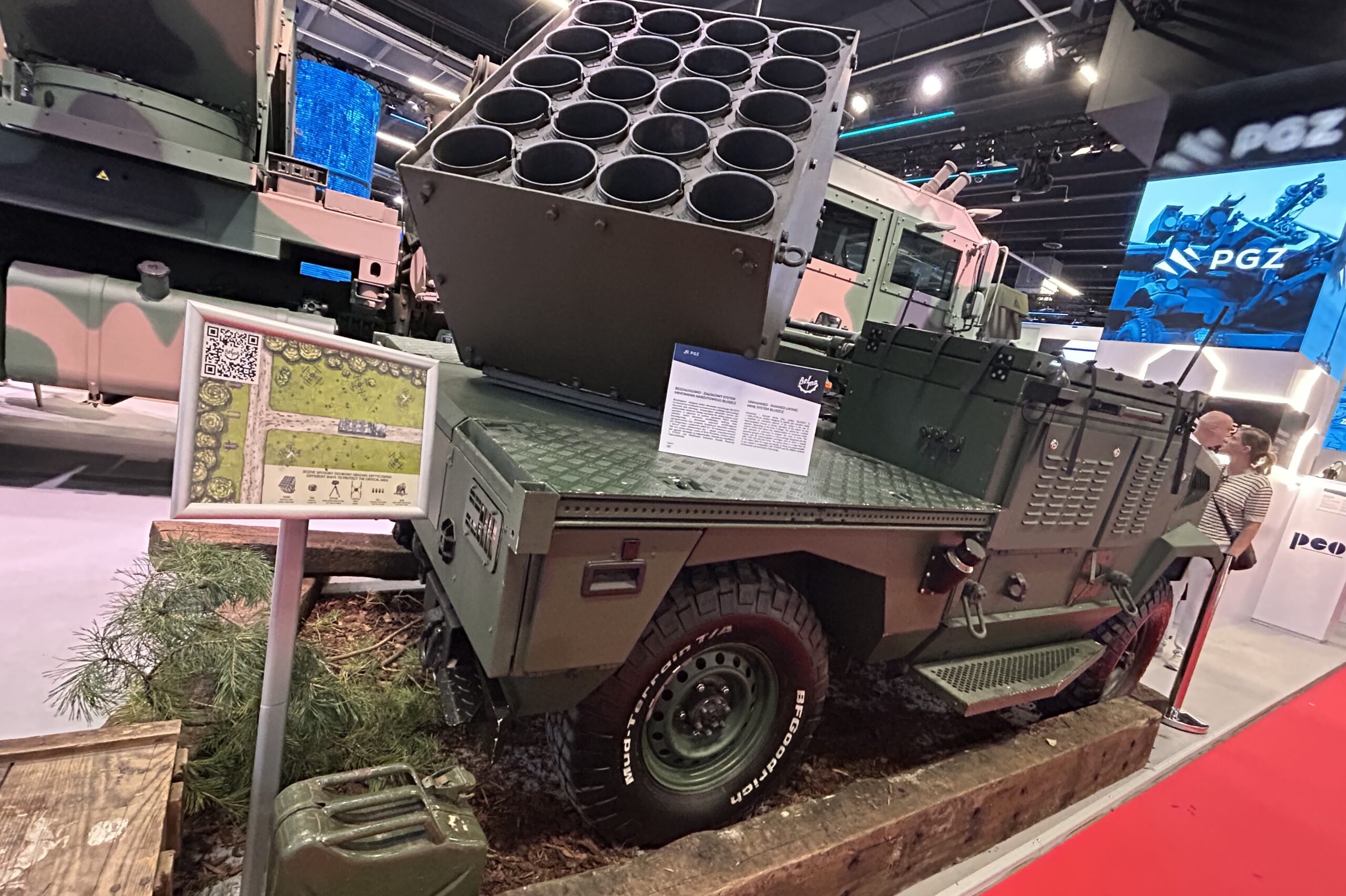 Polski BLUSZCZ gwarantem bezpieczeństwa polskich granic? - Radio Kielce 05.09.2025. Kielce. MSPO. Bezzałogowy system minowania – BLUSZCZ / Fot. Marcin Marszałek - Radio Kielce