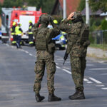 10.09.2025. Wyryki. Zniszczony przez drona dach budynku mieszkalnego w miejscowości Wyryki. W nocy przestrzeń powietrzna Polski została wielokrotnie naruszona przez rosyjskie drony / Fot. PAP - Wojtek Jargiło
