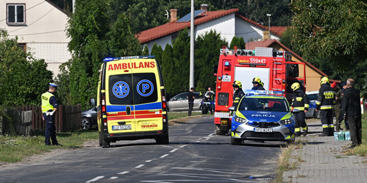 10.09.2025. Wyryki. Zniszczony przez drona dach budynku mieszkalnego w miejscowości Wyryki. W nocy przestrzeń powietrzna Polski została wielokrotnie naruszona przez rosyjskie drony / Fot. PAP - Wojtek Jargiło
