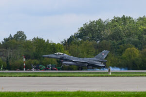 11.09.2025. Poznań Krzesiny. 31. Baza Lotnictwa Taktycznego Poznań Krzesiny / Fot. PAP - Jakub Kaczmarczyk