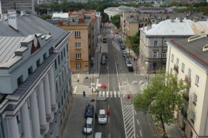Auta wrócą na ulice w centrum. Znana jest data - Radio Kielce