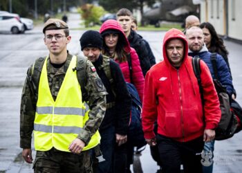 Z własnej woli rozpoczęli przygodę z mundurem