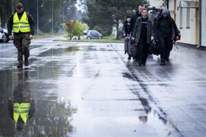 Z własnej woli rozpoczęli przygodę z mundurem - Radio Kielce