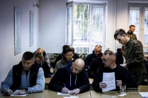 Z własnej woli rozpoczęli przygodę z mundurem - Radio Kielce