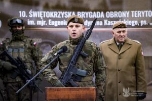Uśmiech rodziny na żołnierskiej drodze - Radio Kielce
