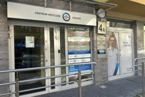 20.10.2025. Kielce. Przychodnia PZU Zdrowie Centrum Medyczne w Kielcach. Bezpłatne badania i porady specjalistów / Fot. Iwona Murawska-Bujnowicz - Radio Kielce