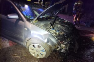 21.10.2025. Zrębin. Dachowanie / źródło: policja